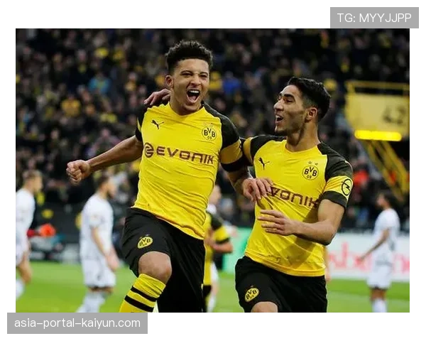 德甲下赛季用球谍照曝光,采用黑红金国旗配色 德甲下赛季用球谍照曝光,采用黑红金国旗配色